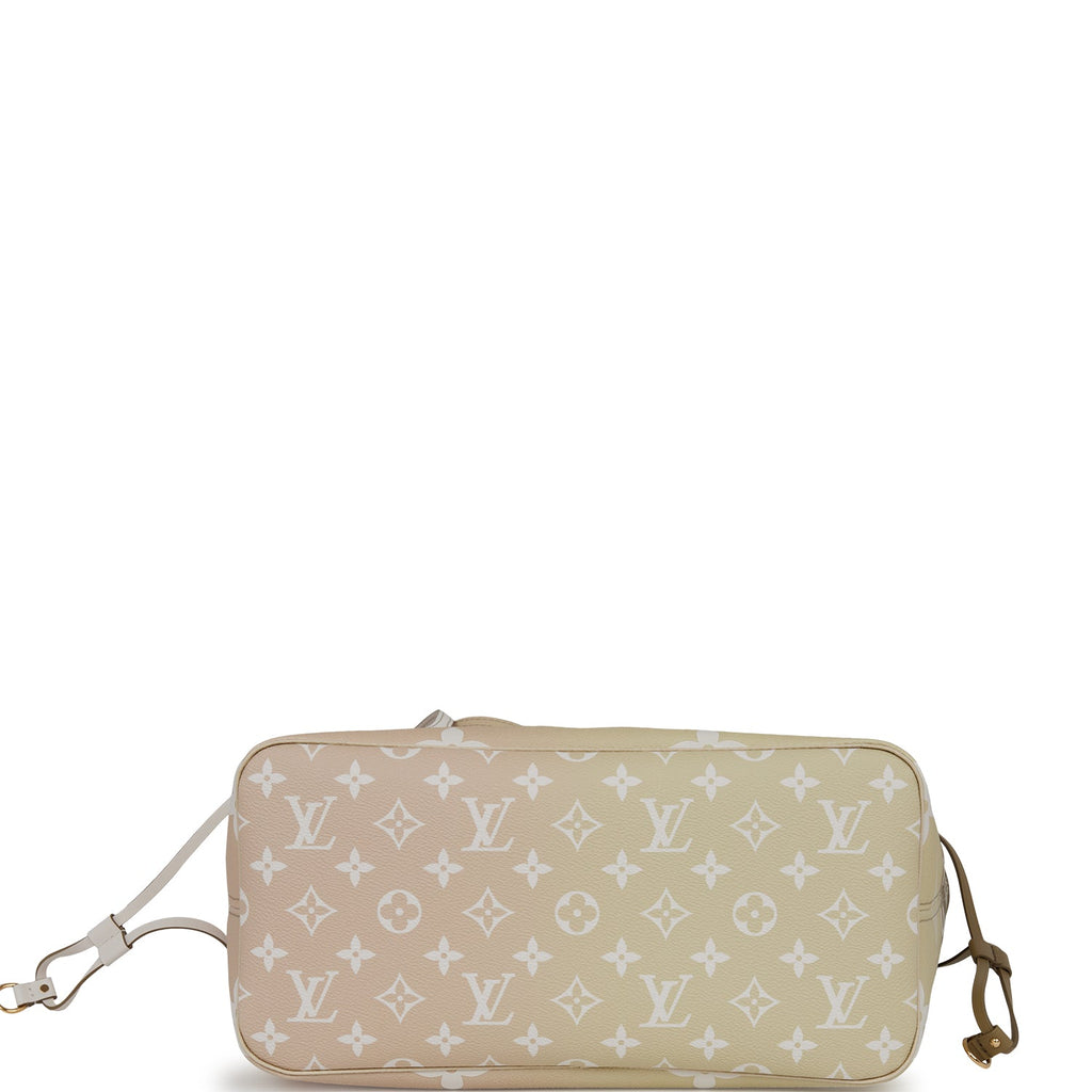 Louis Vuitton Giant Monogram Empreinte Spring In The City Neverfull MM –  LuxeDH
