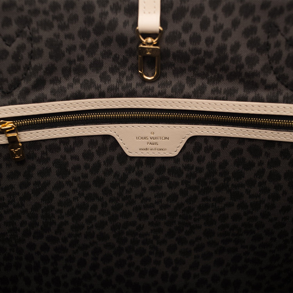 Louis Vuitton Cream Wild At Heart Giant Monogram Neverfull MM – Hepper Sales