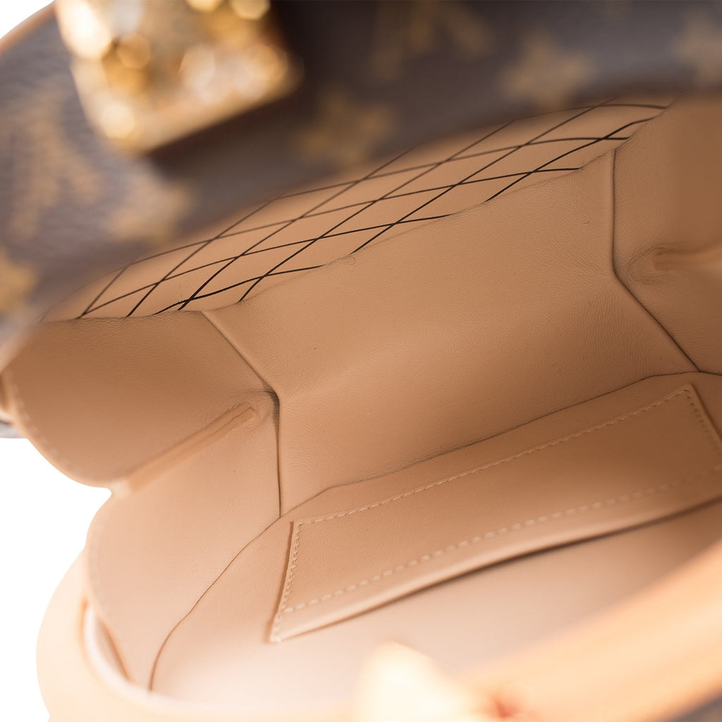 Petite boîte chapeau leather handbag Louis Vuitton Brown in Leather -  30303657