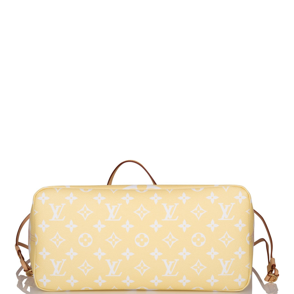 Louis Vuitton Light Pink By The Pool Giant Monogram Neverfull MM – Madison  Avenue Couture