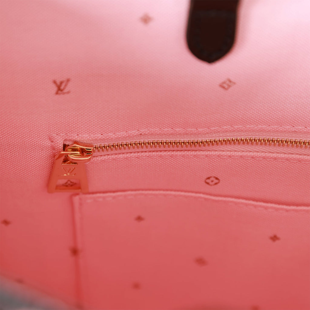Louis Vuitton Onthego Monogram Giant Red/Pink  Louis vuitton pink, Pink  handbags, Louis vuitton